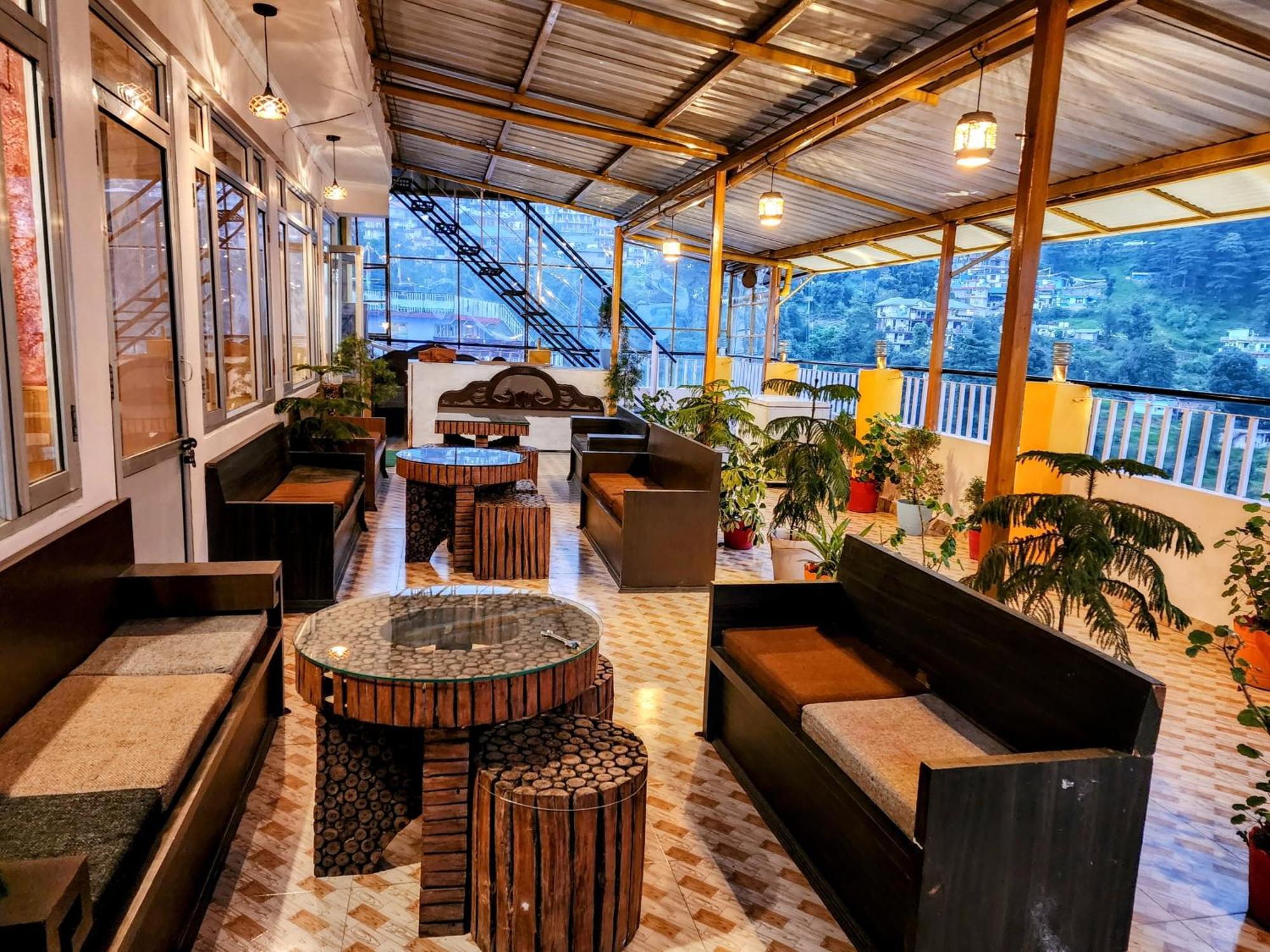 The Bougainvillea, Mcleodganj Dharamshala Exterior photo